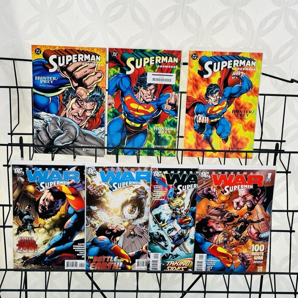 War Of The‎ Supermen 1-4 & Hunter Prey Superman Vs Doomsday 1-3